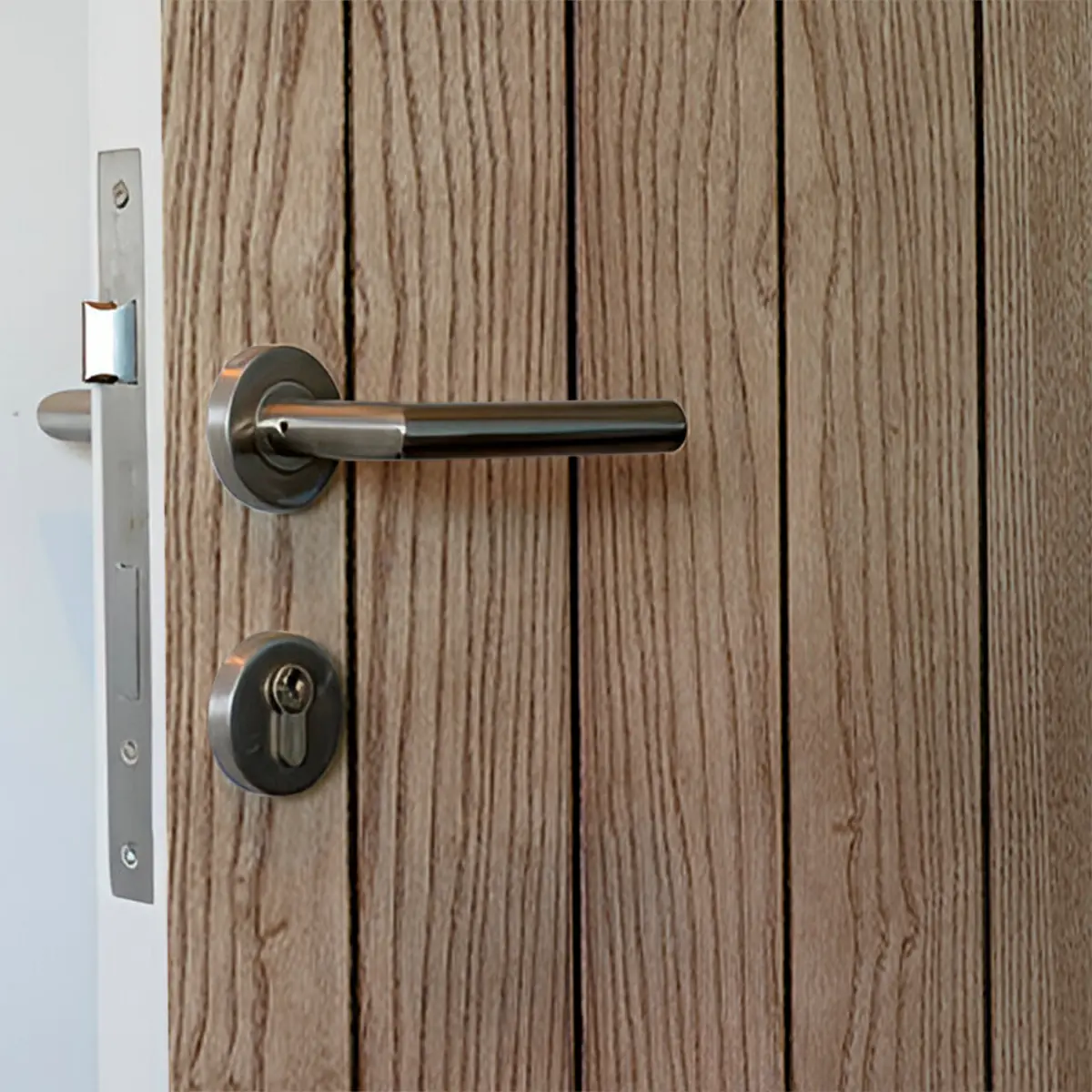 Adesivo para Porta Madeira Ripada 03 - Image 2